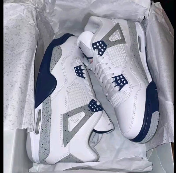Tennis Shoes
