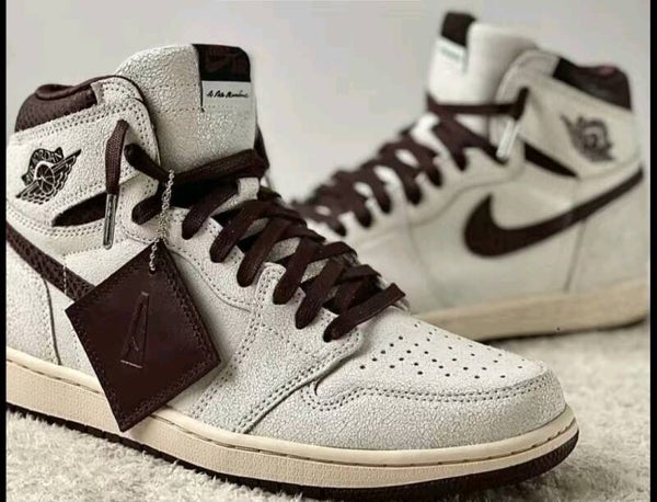 Tennis Shoes
