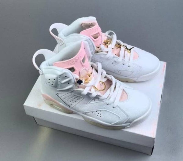 Tennis Shoes