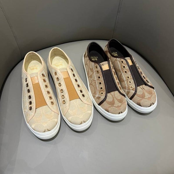 Tennis Shoes