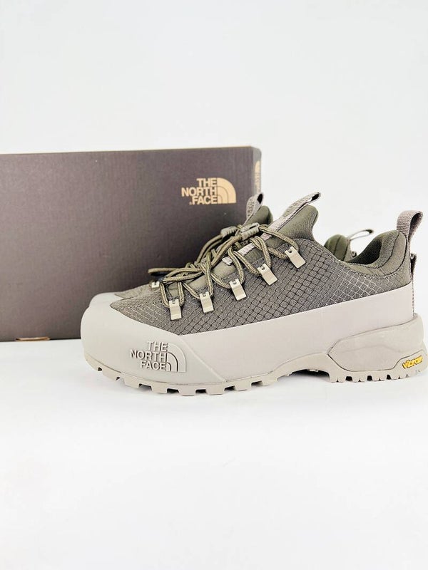 Tennis Shoes