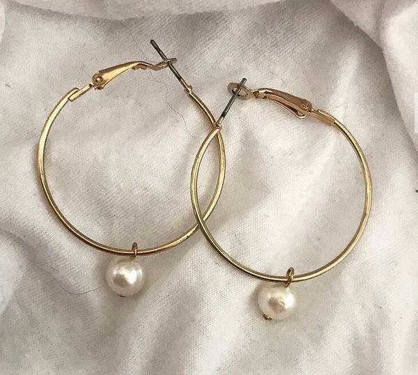 Classy parel hoops 🎩