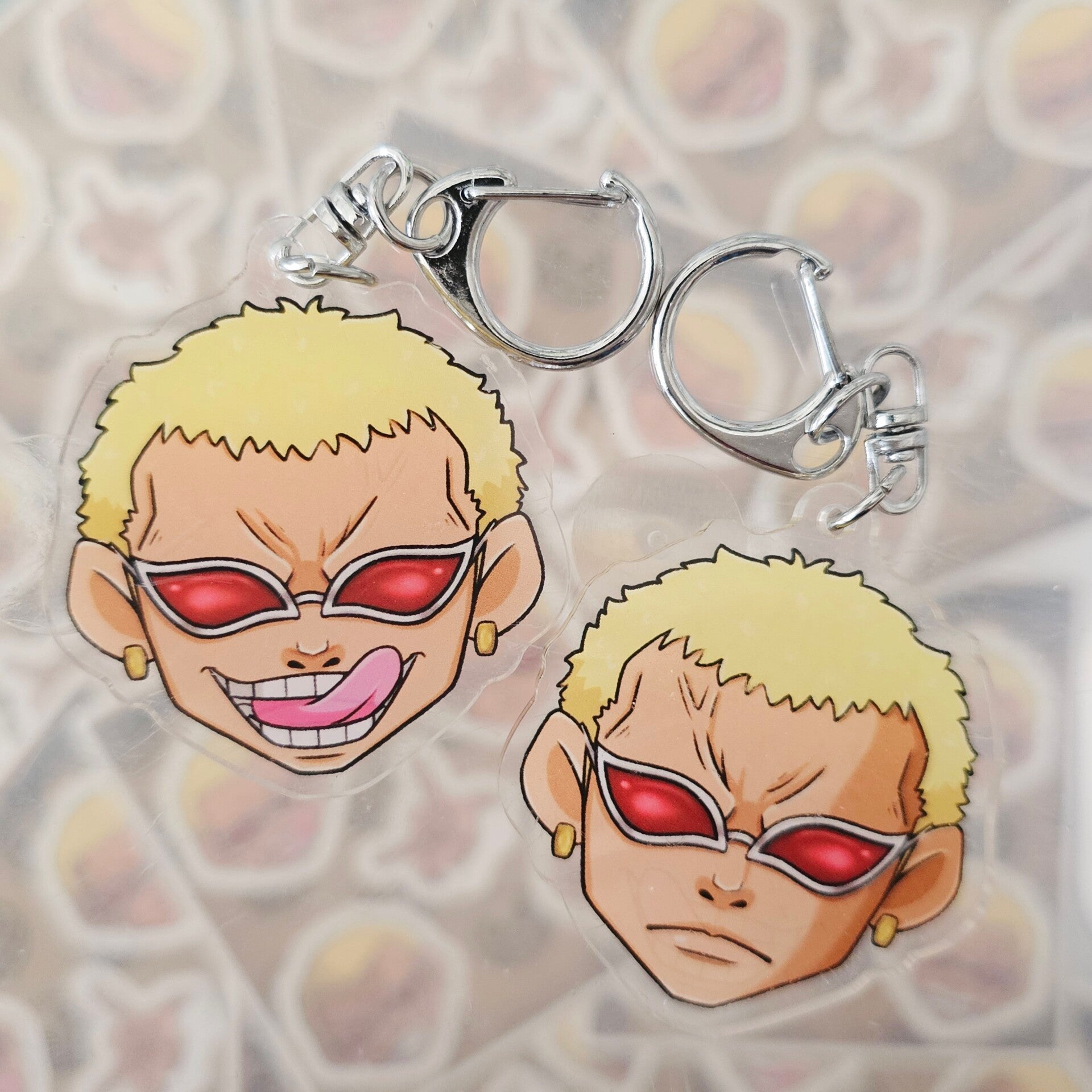 Donquixote Doflamingo double-sided keychain