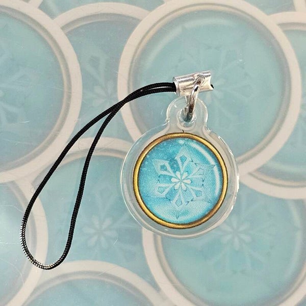 Cryo vision charm | Genshin Impact