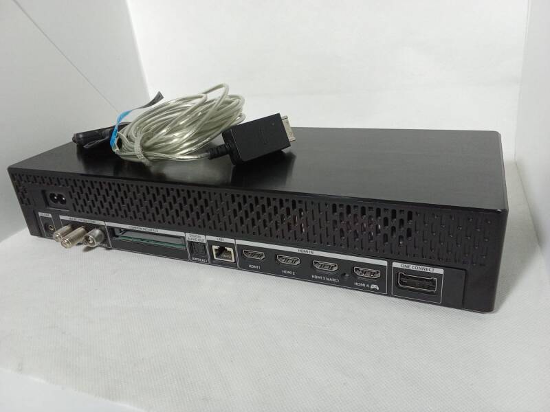 One connect box + cable Samsung GQ/QE55Q95T BN91-21889B BN9121889B BN39-02470A BN3902470A