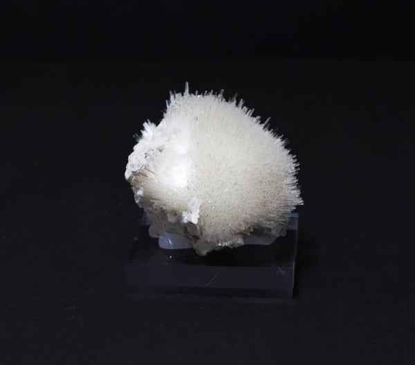 Mesoliet spray ball