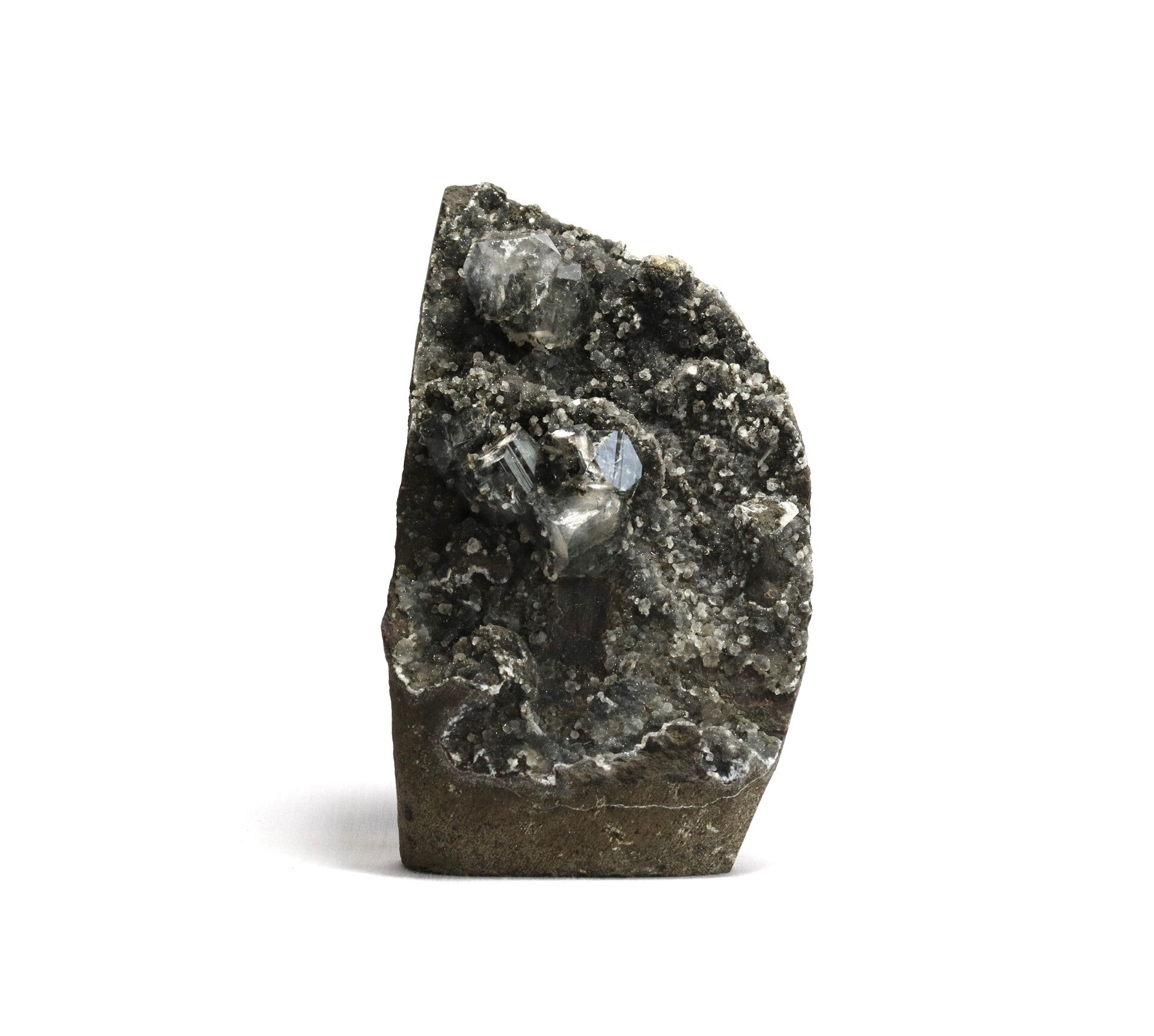 Zwarte chalcedoon met apofylliet