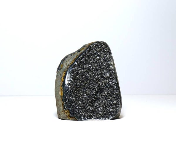 Zwarte 'Galaxy' amethist