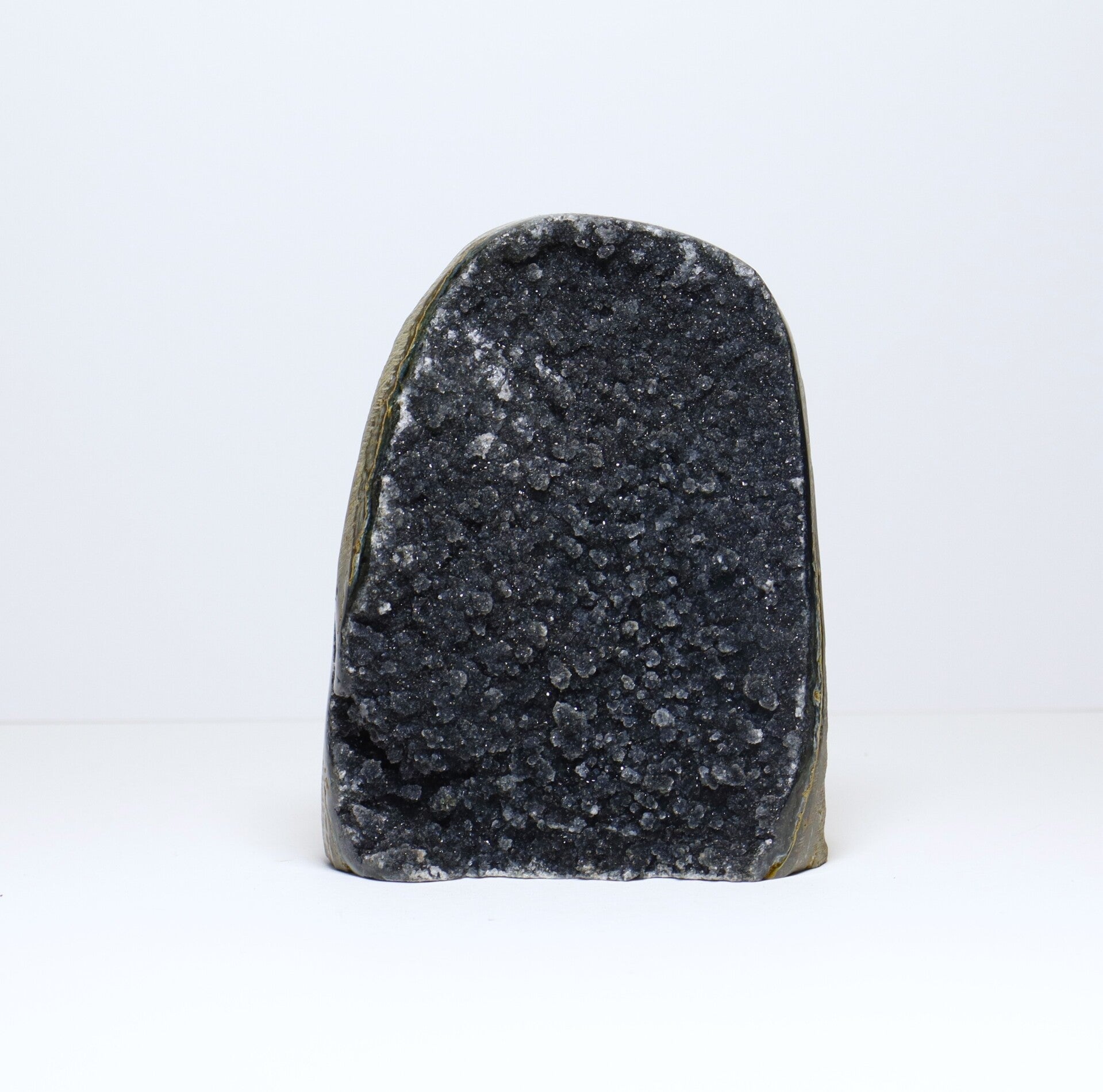 Zwarte 'Galaxy' amethist