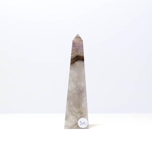 Amethist obelisk