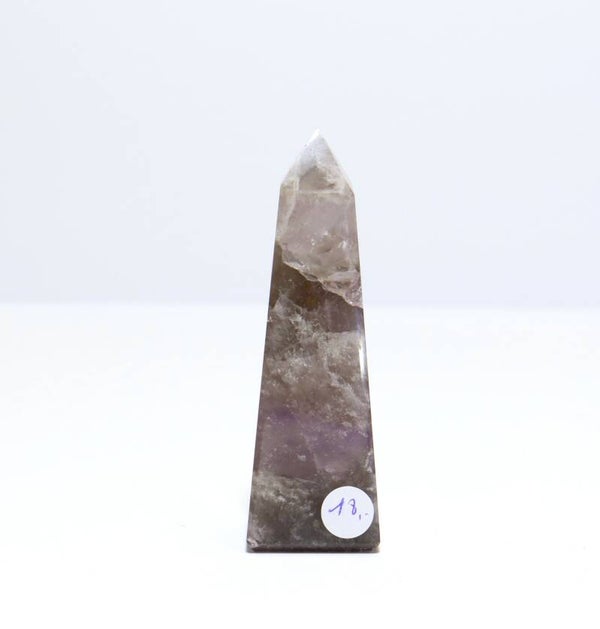 Amethist obelisk