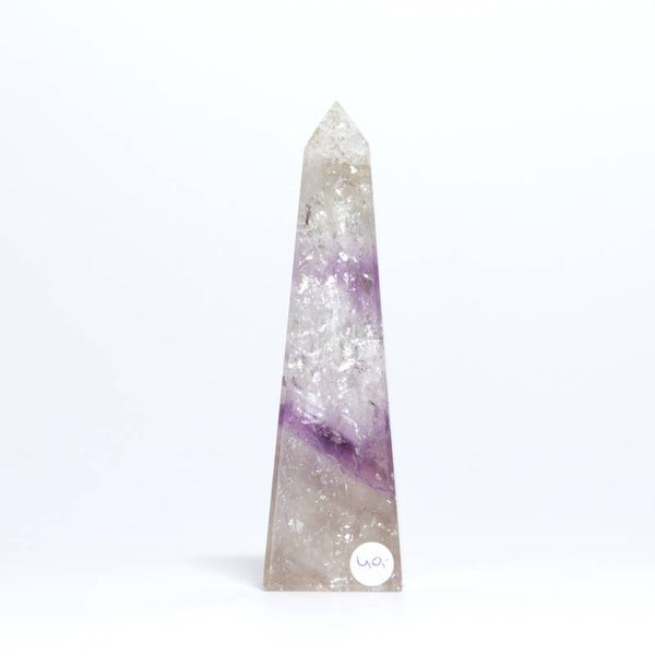 Amethist obelisk