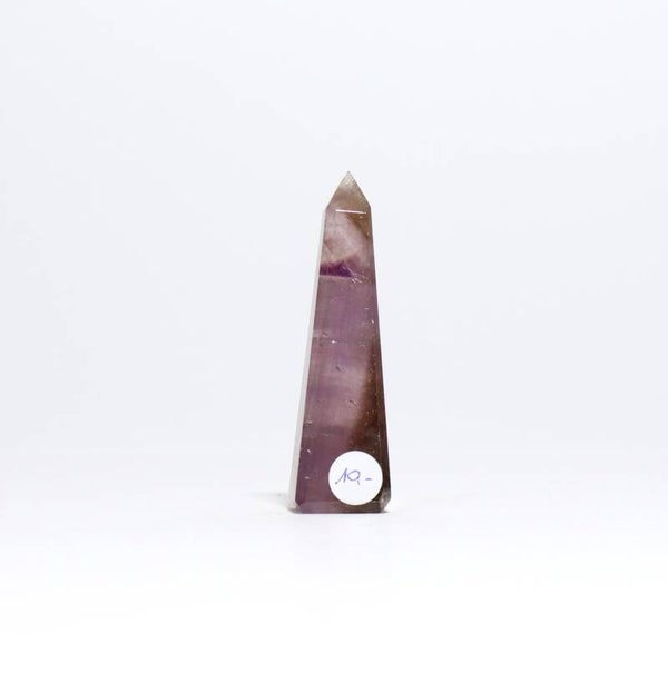 Amethist obelisk