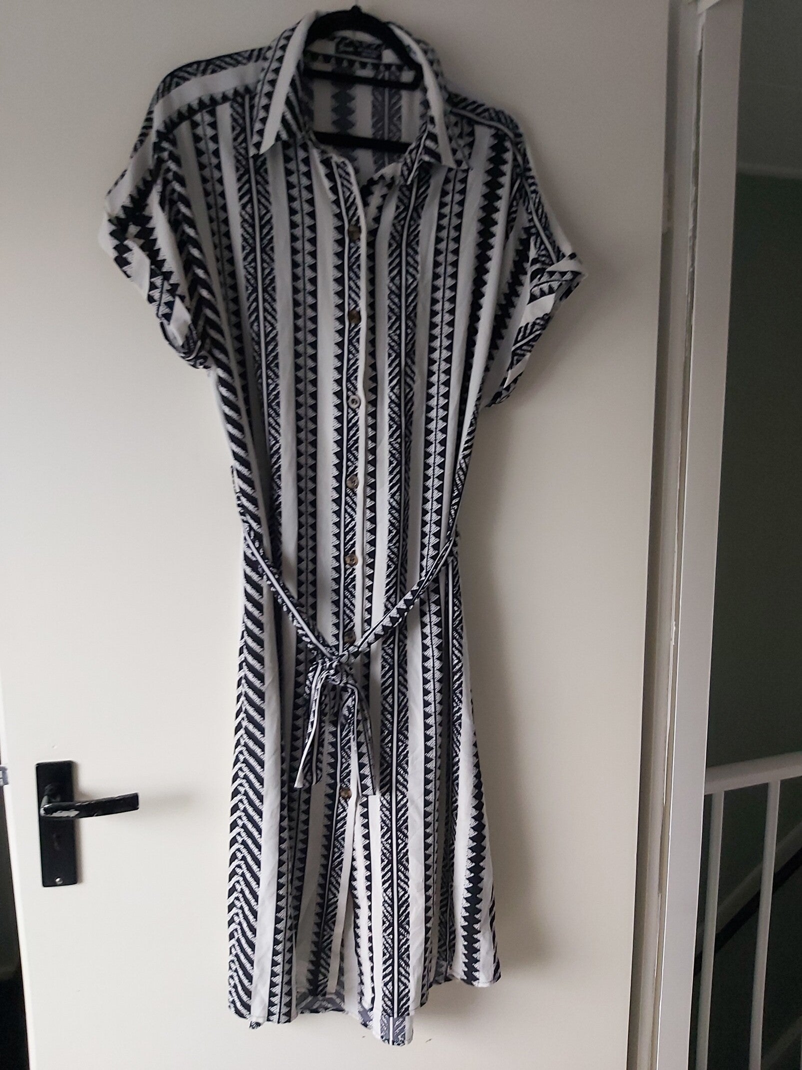 Greathe lange jurk met knopen beige zwart L/40/42