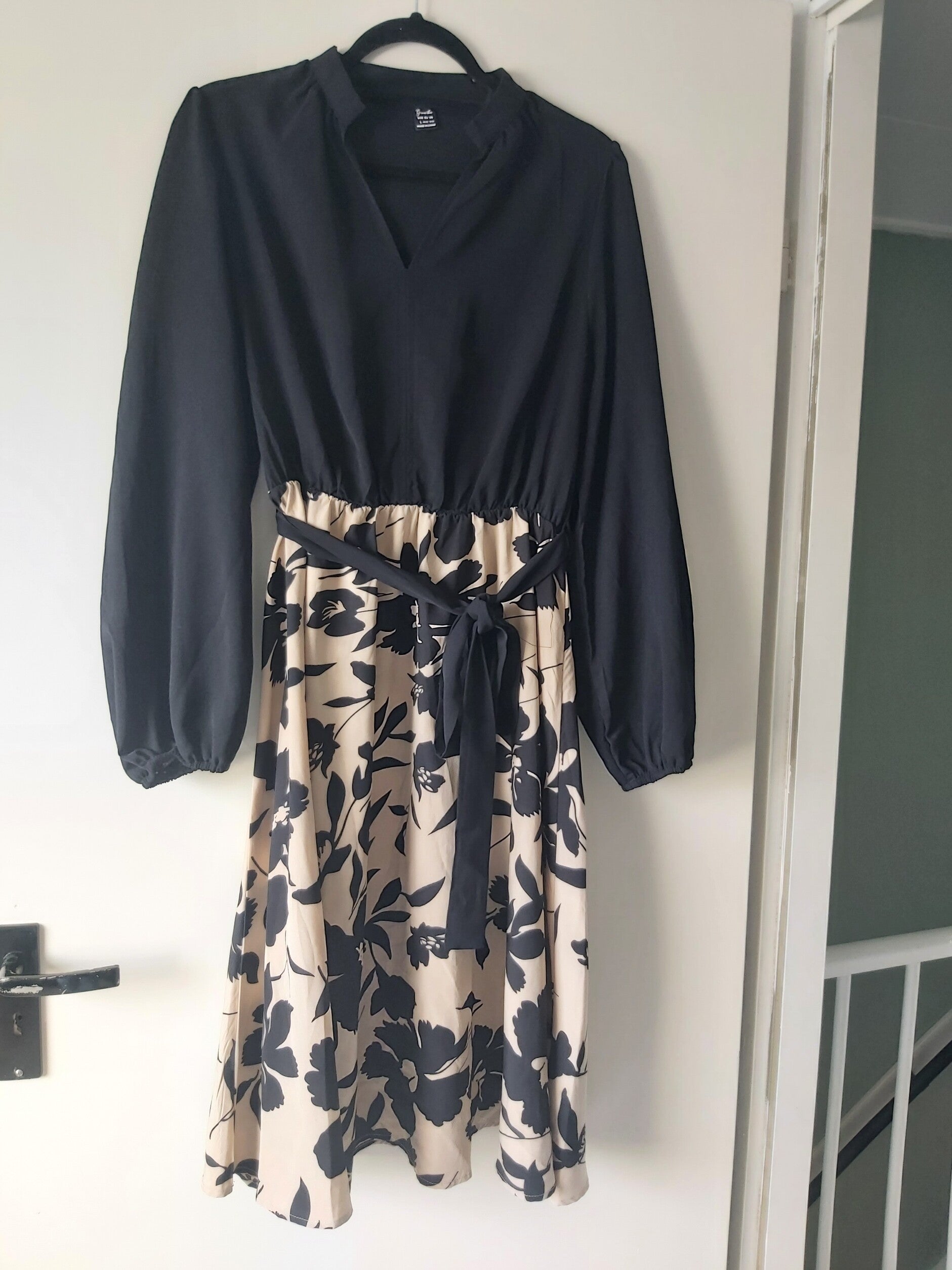 greathe zomerjurk lange mouwen zwart beige L 40/42