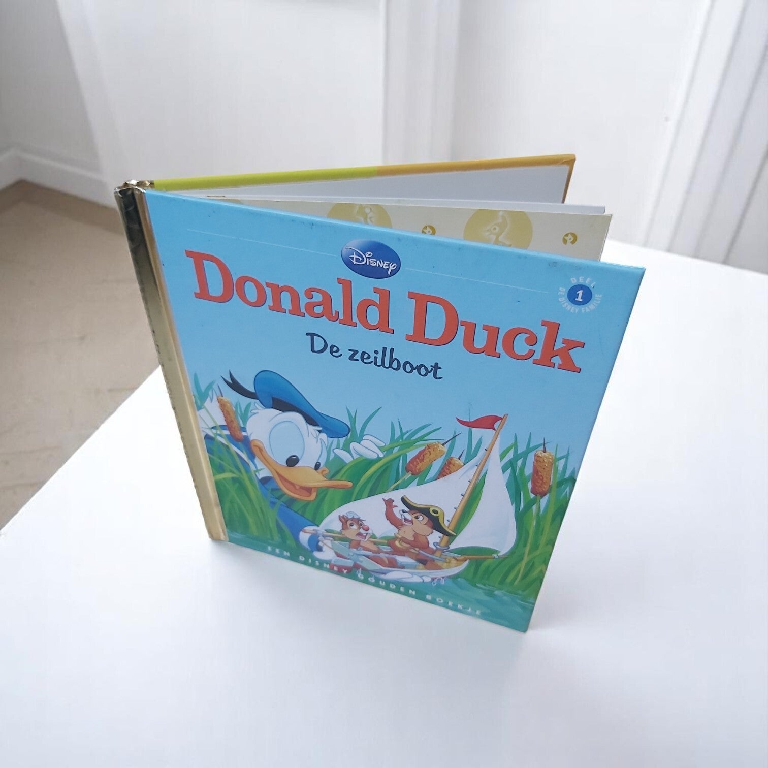 Donald Duck de zeilboot / Een Disney gouden boekje