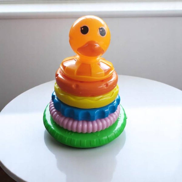 Stapeltoren tuimelaar eend met muziek