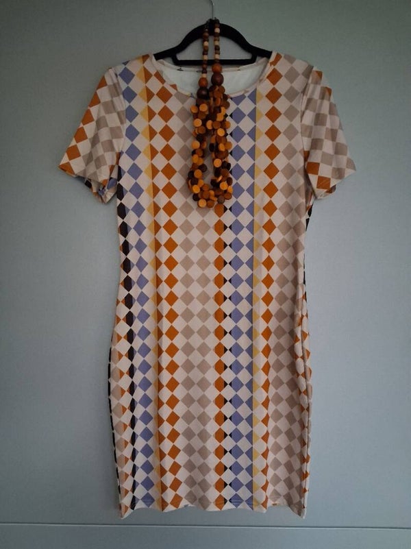 Stretchy jurk met ruitpatroon - Maat L