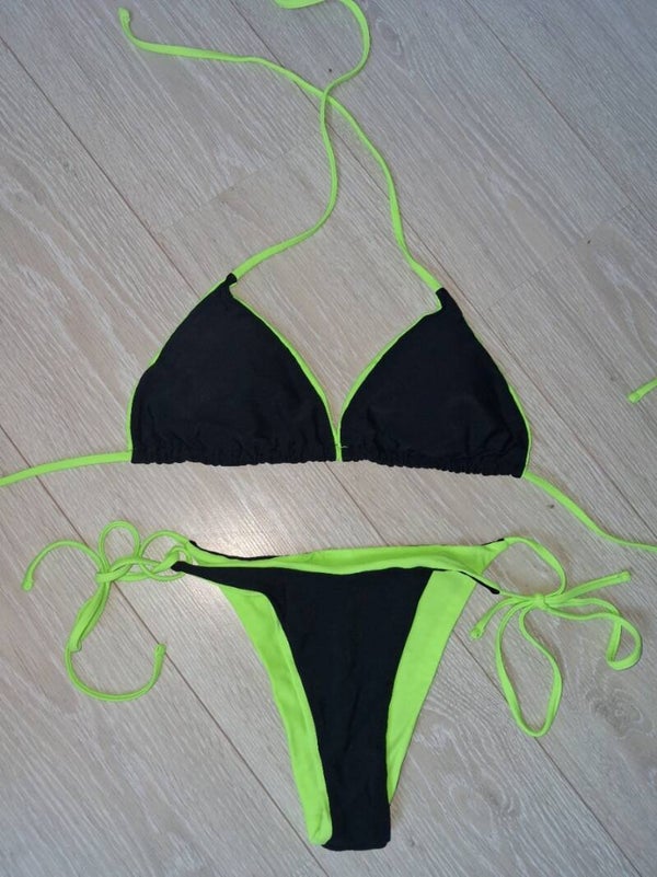 Zwart, neon groen bikini, maat L