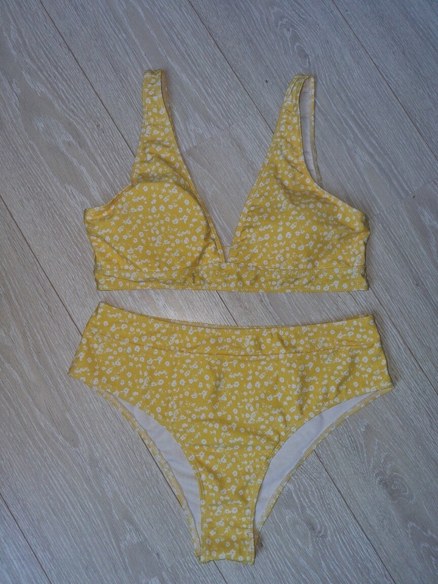 Gele bikini met bloemenprint - Maat XL