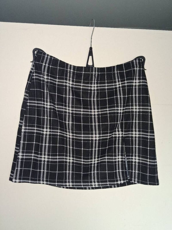 Zwart witte rok, Maat M