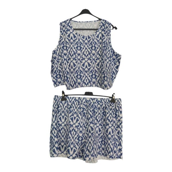 Blauw-witte tweedelige set met patroon Top en short XXL
