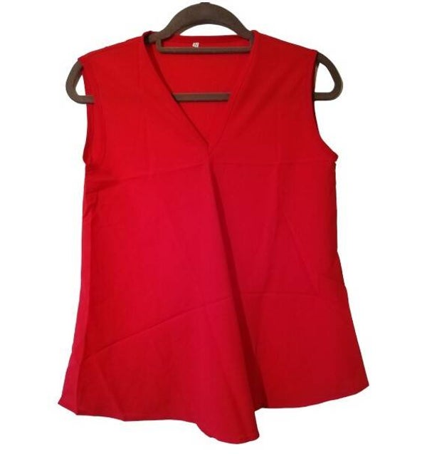 Luchtig mouwloos effen shirt rood M