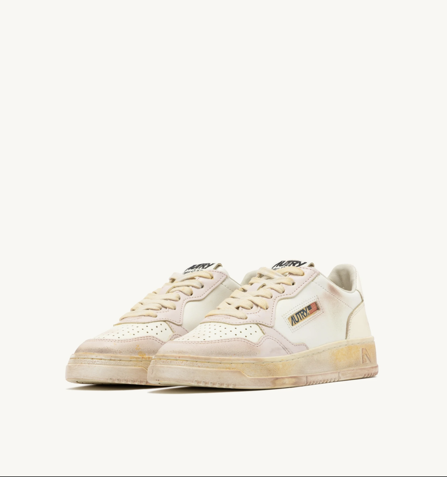 BASKETS MEDALIST LOW SUPER VINTAGE EN CUIR VANILLA BIANC ET MAUVE