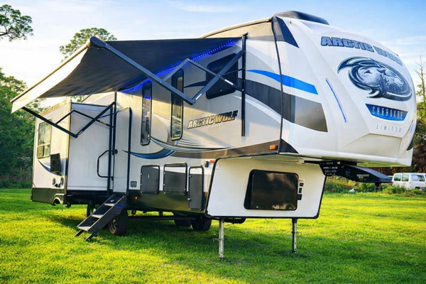 2018 Cherokee (2 cuartos +Loft)