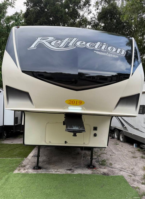 2019 Reflection (2 cuartos + 1 bańo y medio )