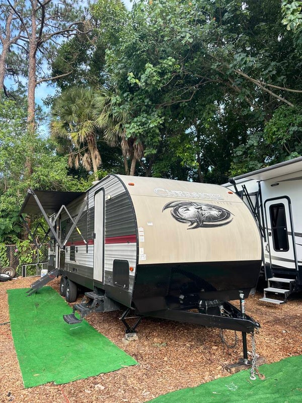2018 Forest River Cherokee 264DBH (SOLD)