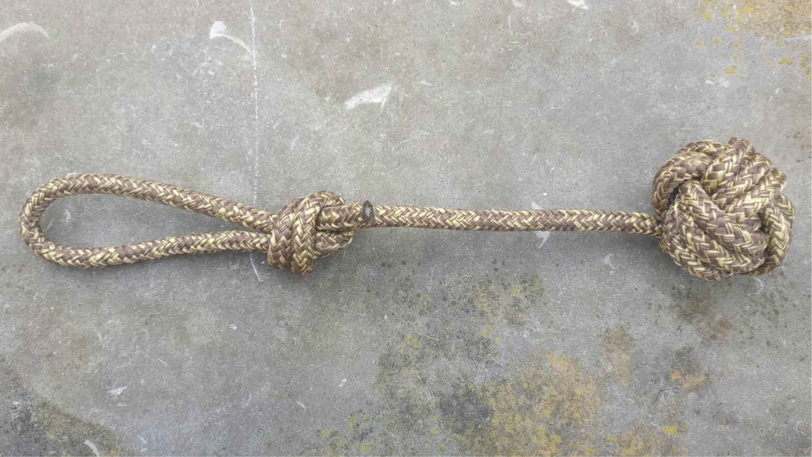 Apenvuist L - Rusty Gold