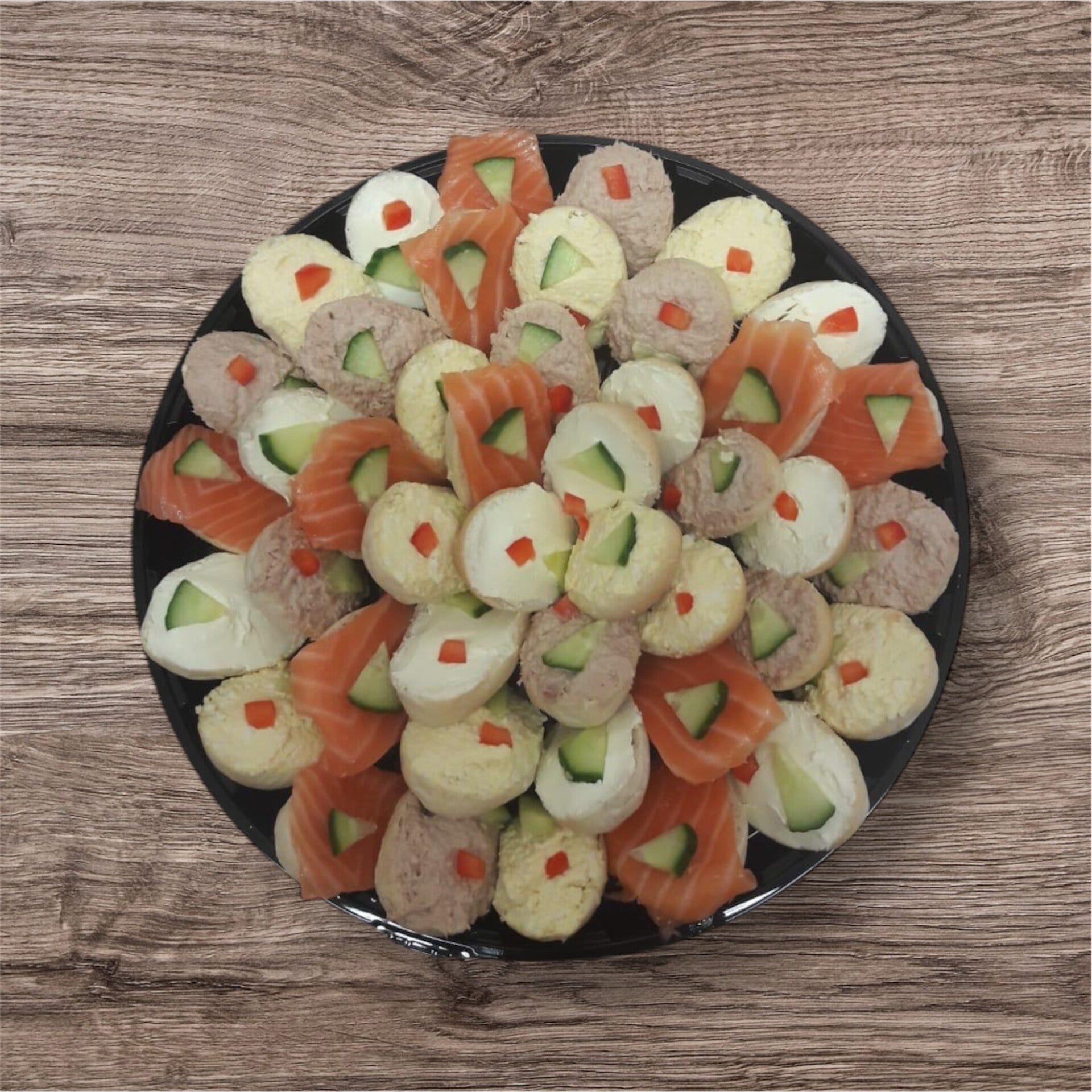 Platter of Bridge rolls