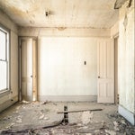 dilapidated-983952_1280.jpg