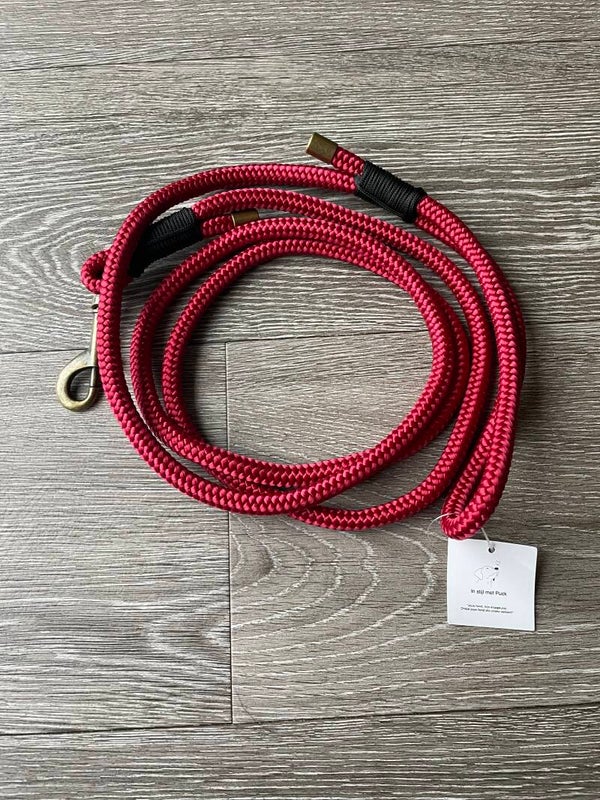 Donkerrode riem 10 mm PPM 2 meter met zwart afgewerkt
