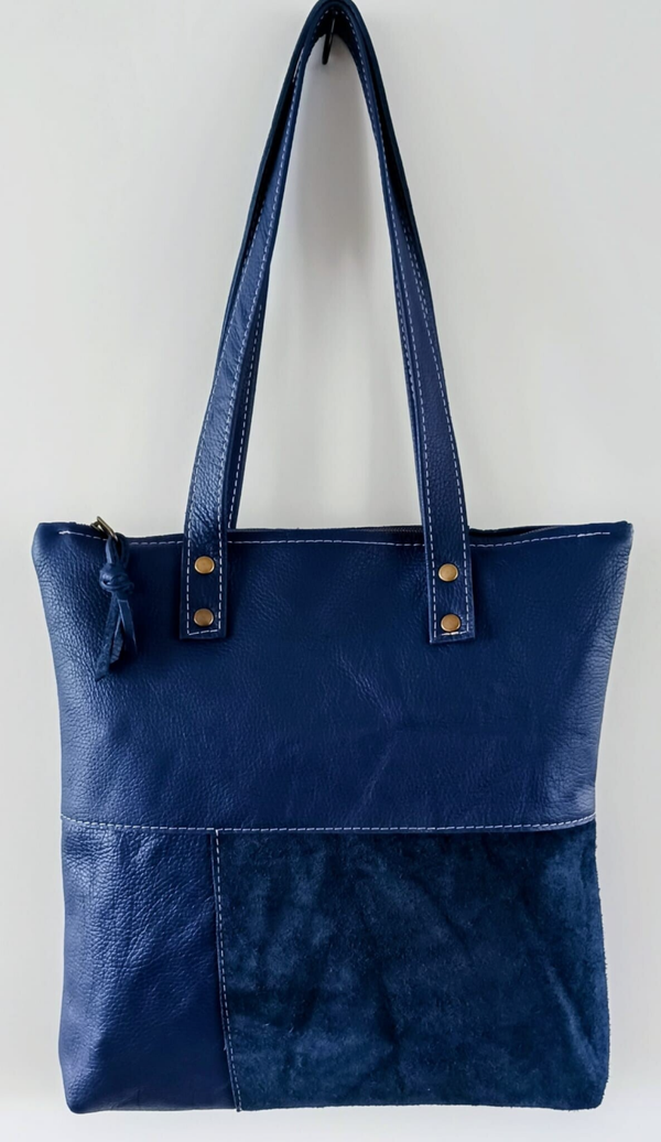 Old Blue Chique