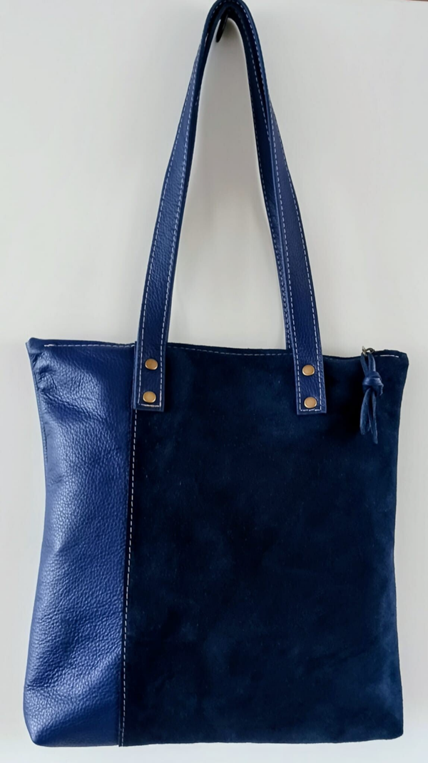 Old Blue Chique