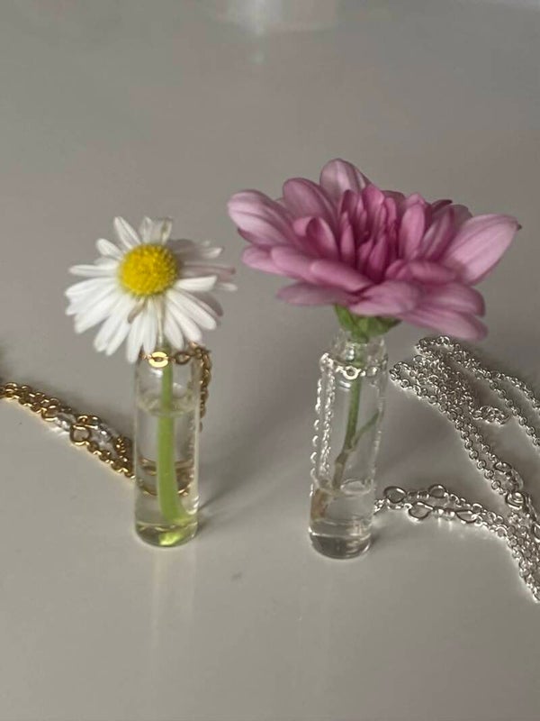 VASE NECKLACE