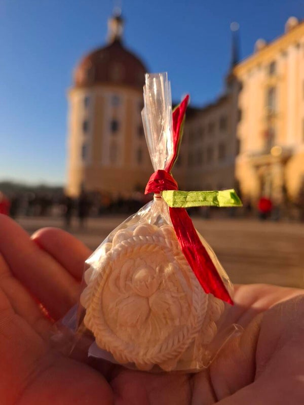 3 Haselnüsse für Aschenbrödel