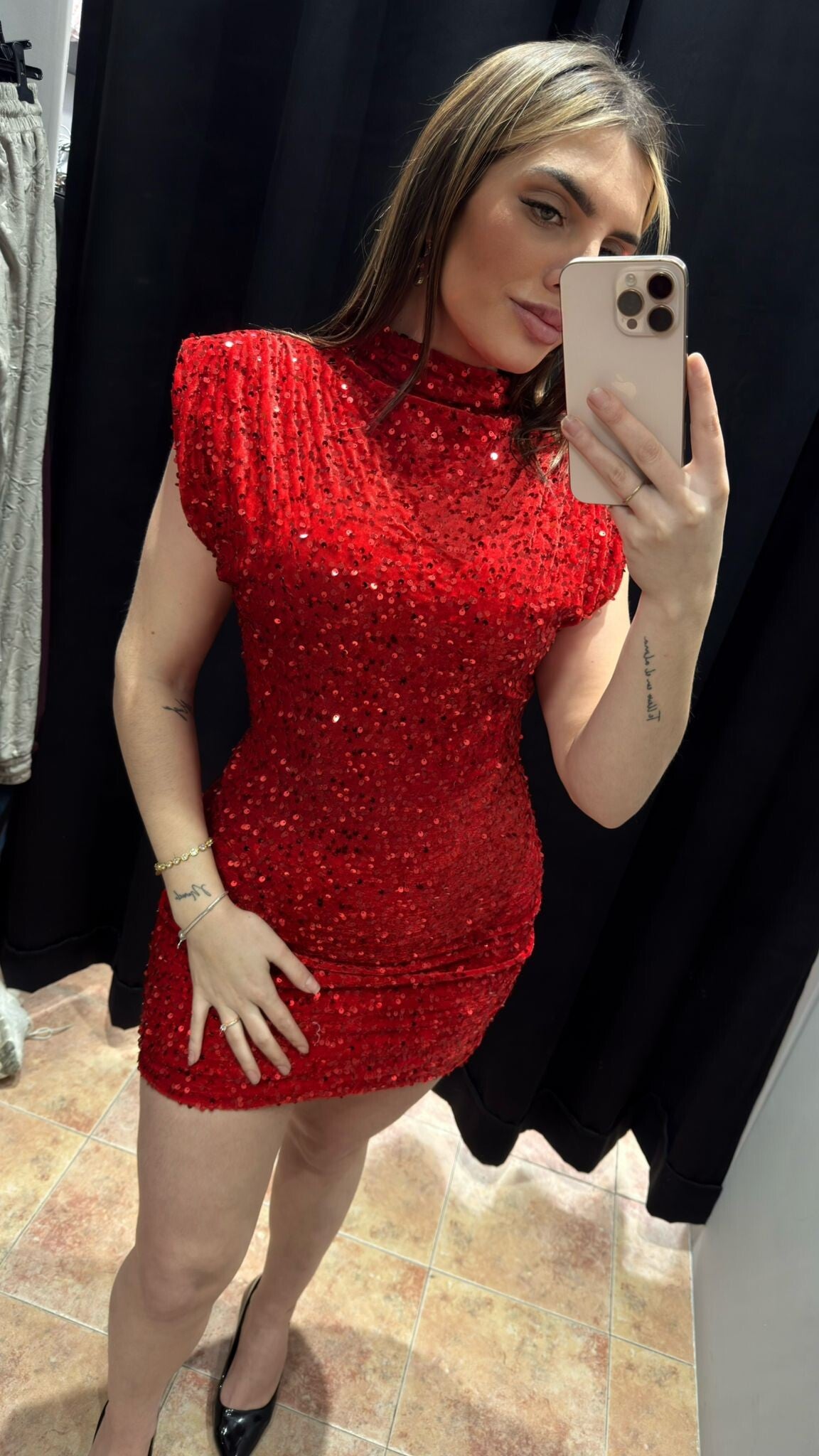 VESTIDO LENTEJUELAS CORTO