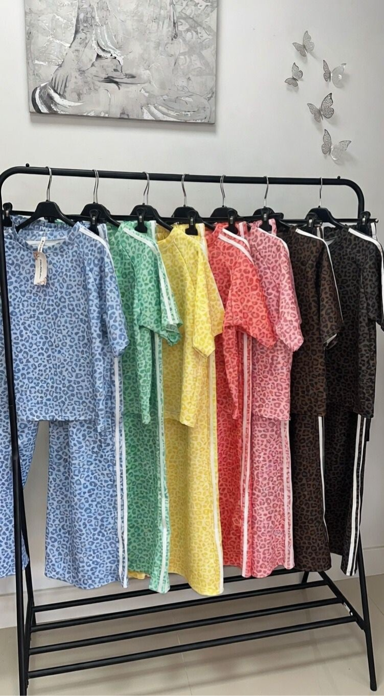 Conjunto leopardo manga corta