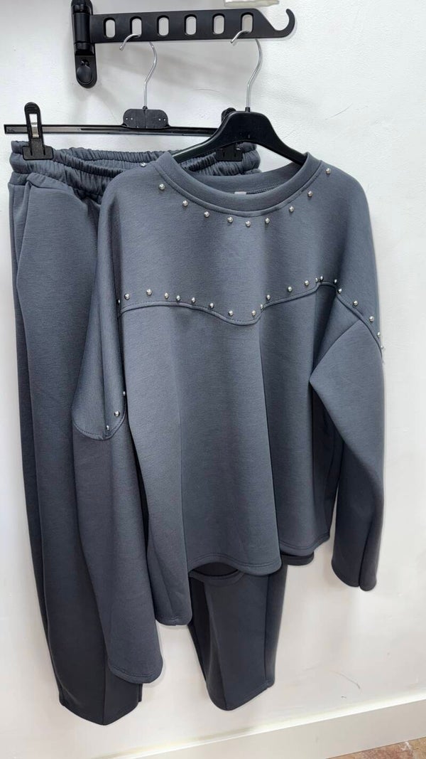 Conjunto Zara tachuelas