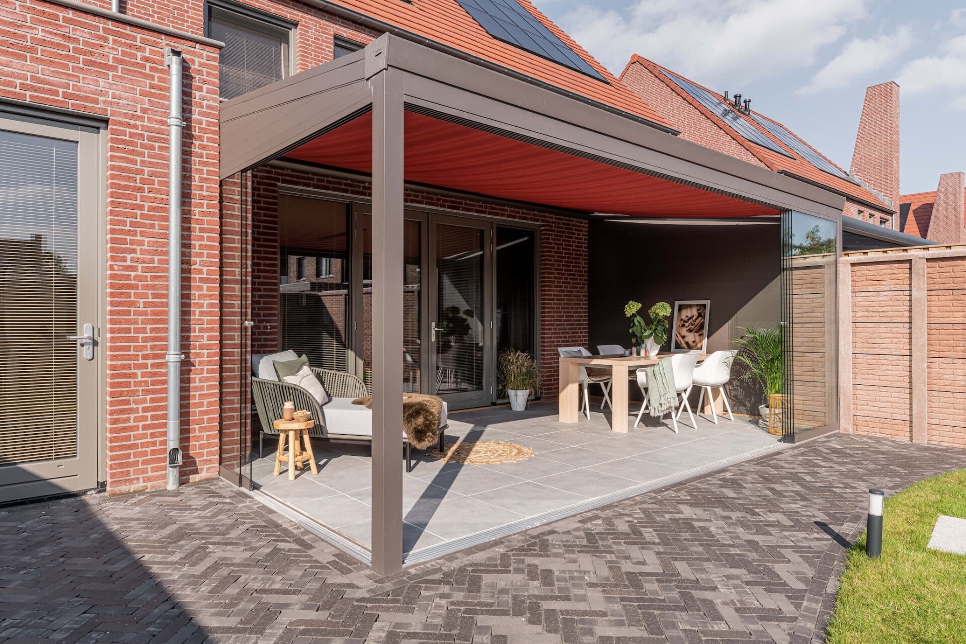 Zonwering voor overkapping