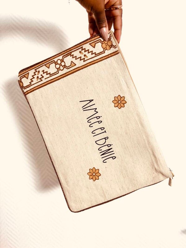 TROUSSE AIMEE ET BENIE