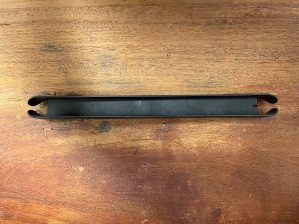 Tæppeskytte, model Sandwich i plastic, 33 cm. Sort