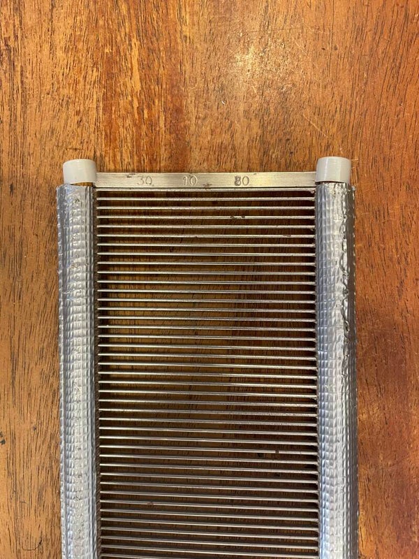 Vævekam til skaftevæve. 80 cm., 45/10. 10,7 cm. høj. 100% rustfri stål.