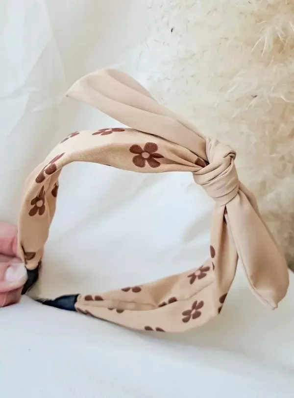 Diadeem strik madeliefjes crème