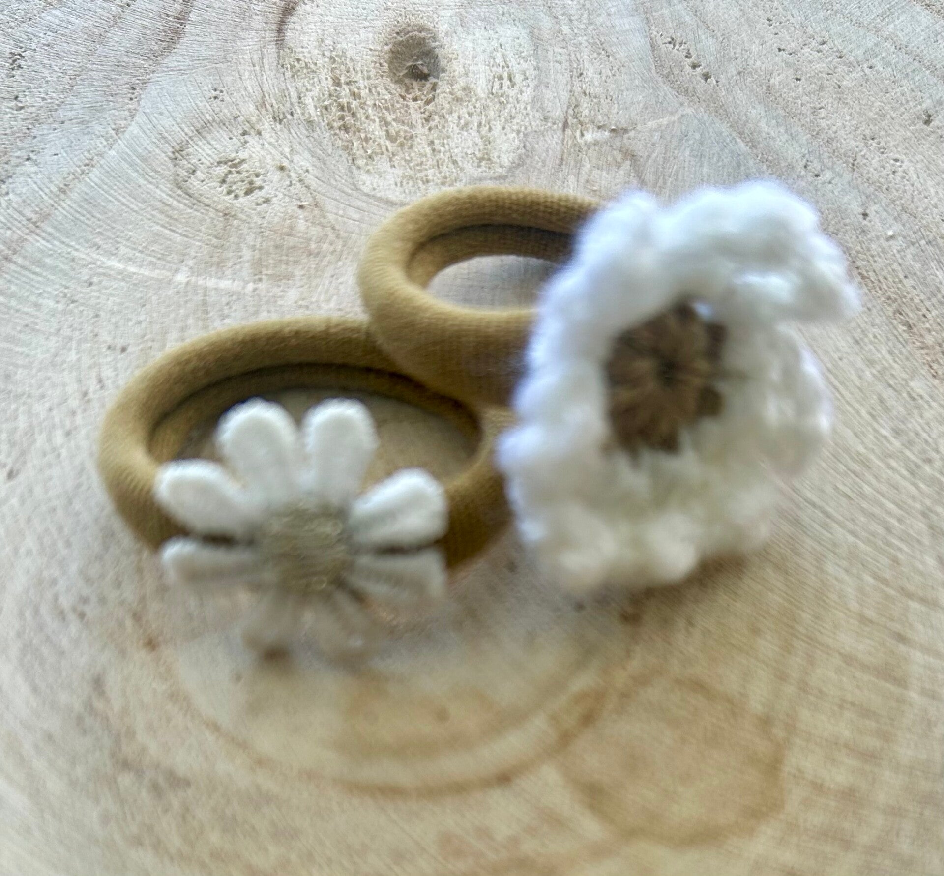 Elastiekjes combi bloemen bruin