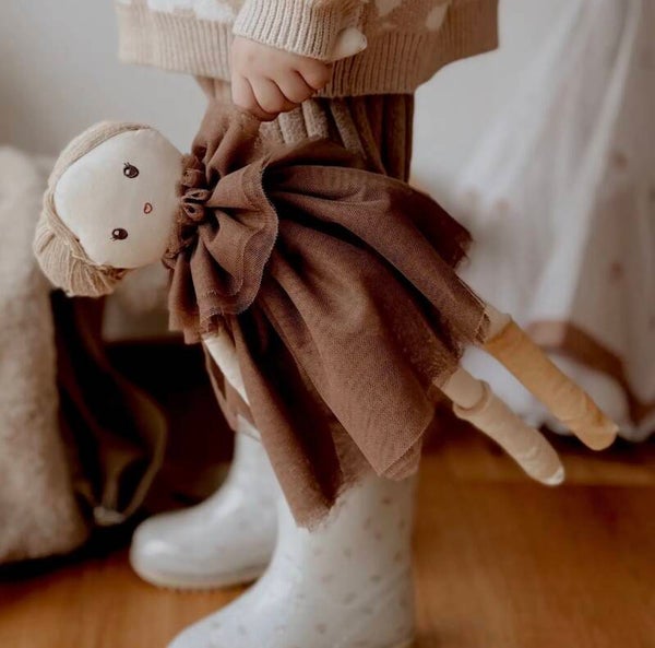 Maggie Lu - Dollies Mrs Ertha