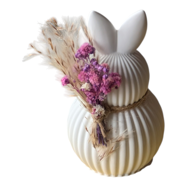 Zauberhafter Osterhase mit Deko rosa